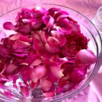 L’arte romantica e semplice dell’autoproduzione: l’acqua di rose